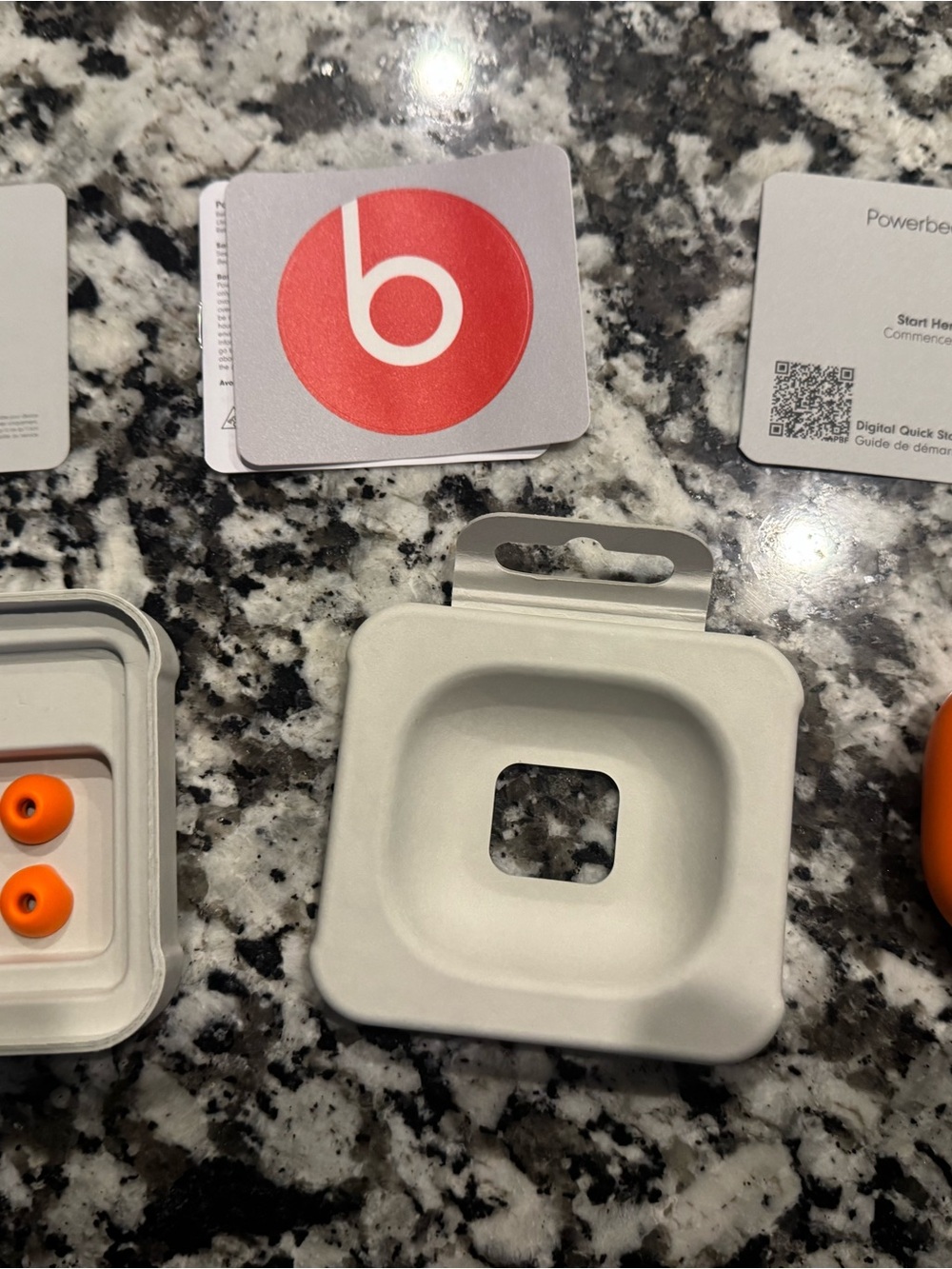 NEW Beats by Dre Earbuds Accessories with Orange Tips